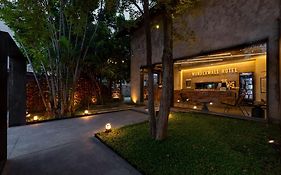 โรงแรมวันเดอร์วอลล์